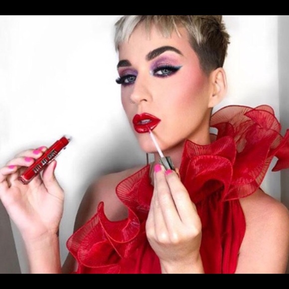 COVERGIRL Makeup Le Katy Perry Covergirl Lip Glossbody Glitter